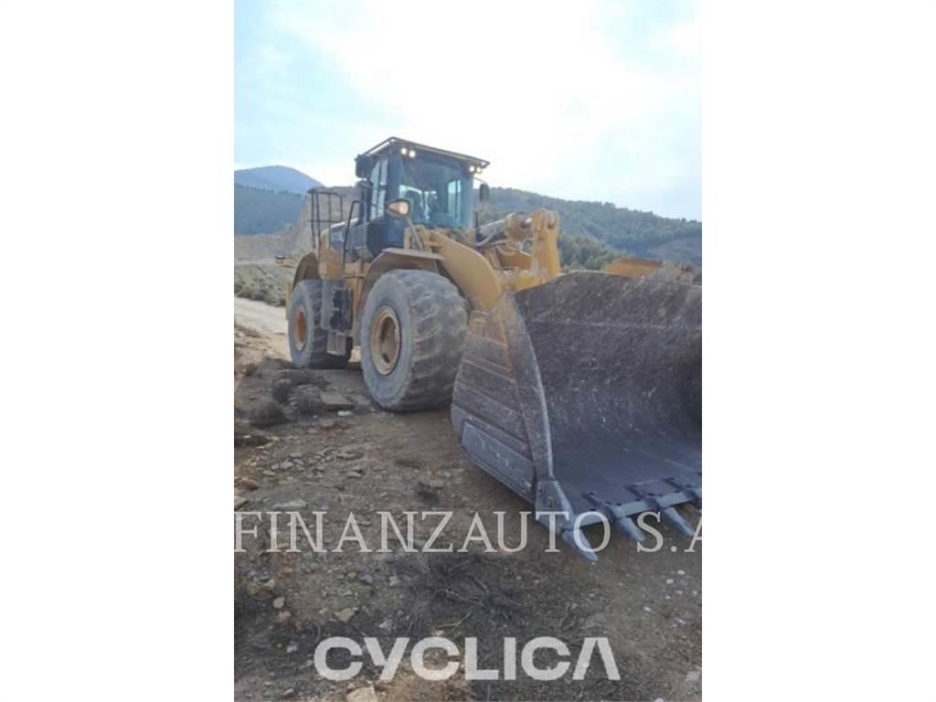 CAT 972K Kolesové nakladače