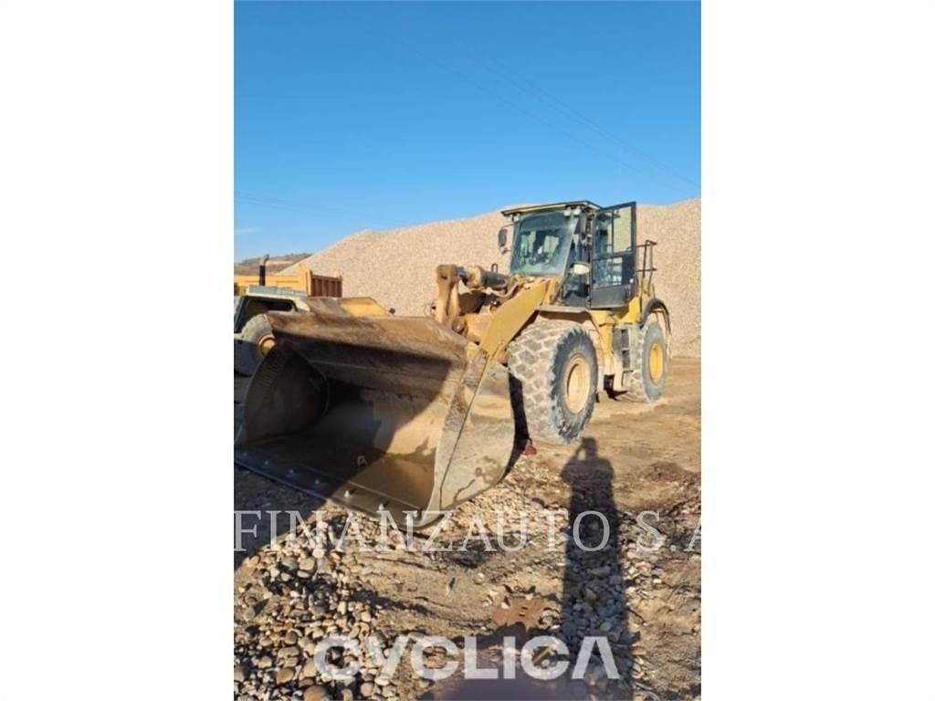 CAT 972K Kolesové nakladače