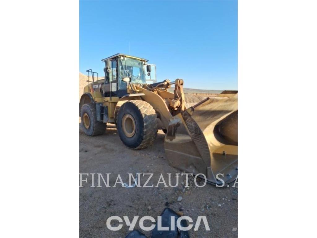 CAT 972K Kolesové nakladače