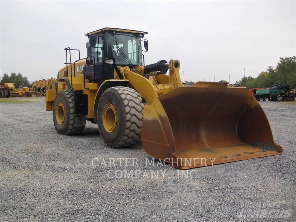 CAT 972M Kolesové nakladače