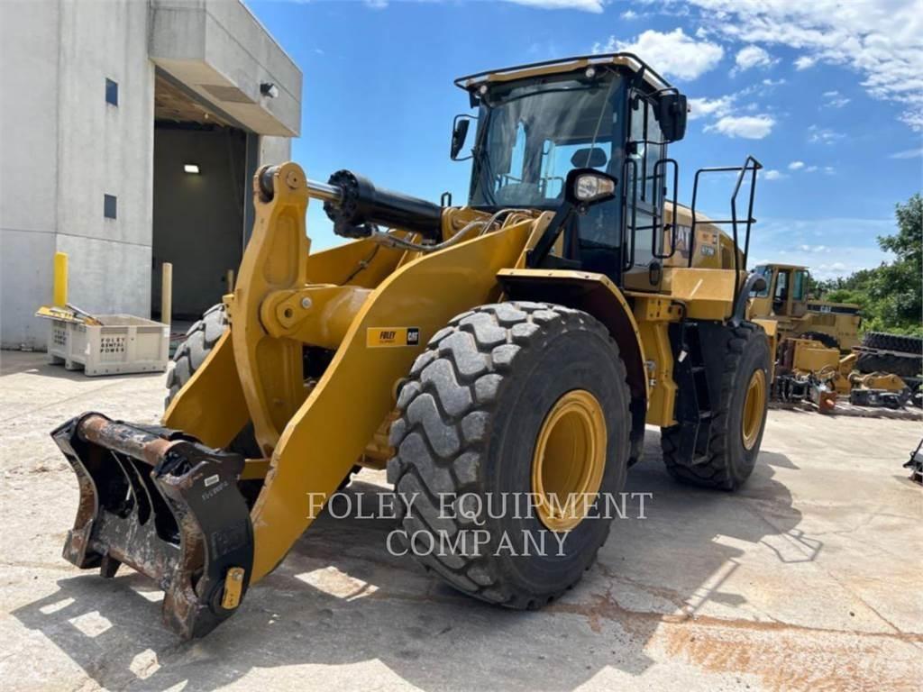 CAT 972M Kolesové nakladače