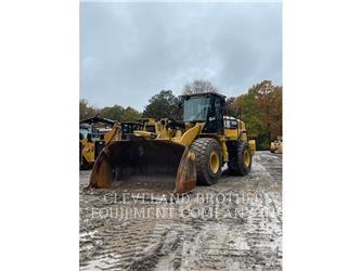 CAT 972M Kolesové nakladače