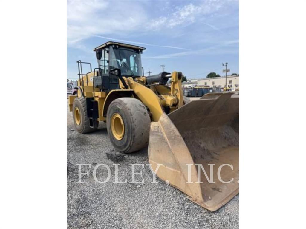 CAT 972M Kolesové nakladače