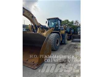 CAT 972M Kolesové nakladače