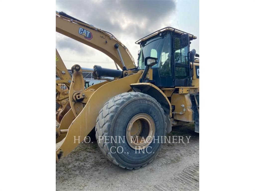 CAT 972M Kolesové nakladače