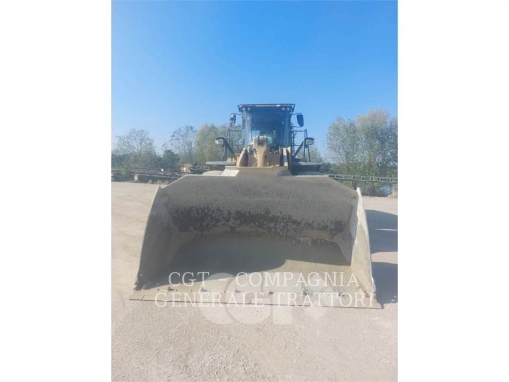 CAT 972M Kolesové nakladače