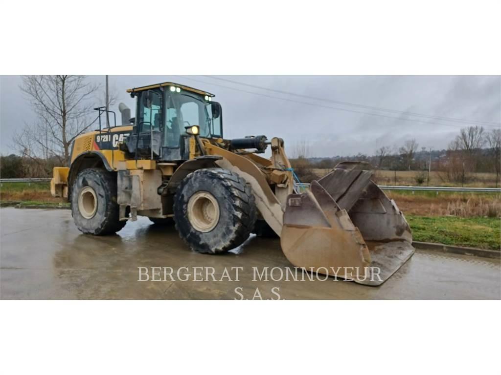 CAT 972M Kolesové nakladače