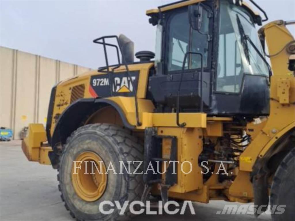 CAT 972M Kolesové nakladače