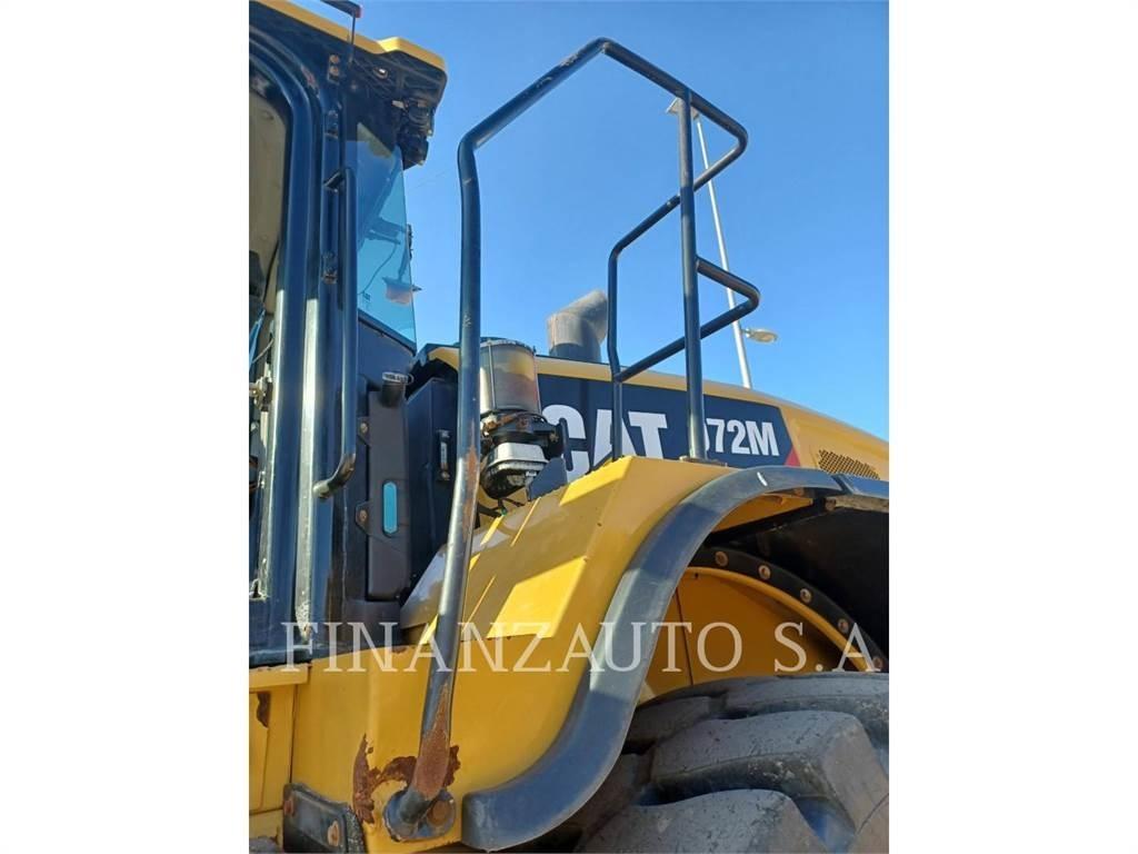 CAT 972M Kolesové nakladače