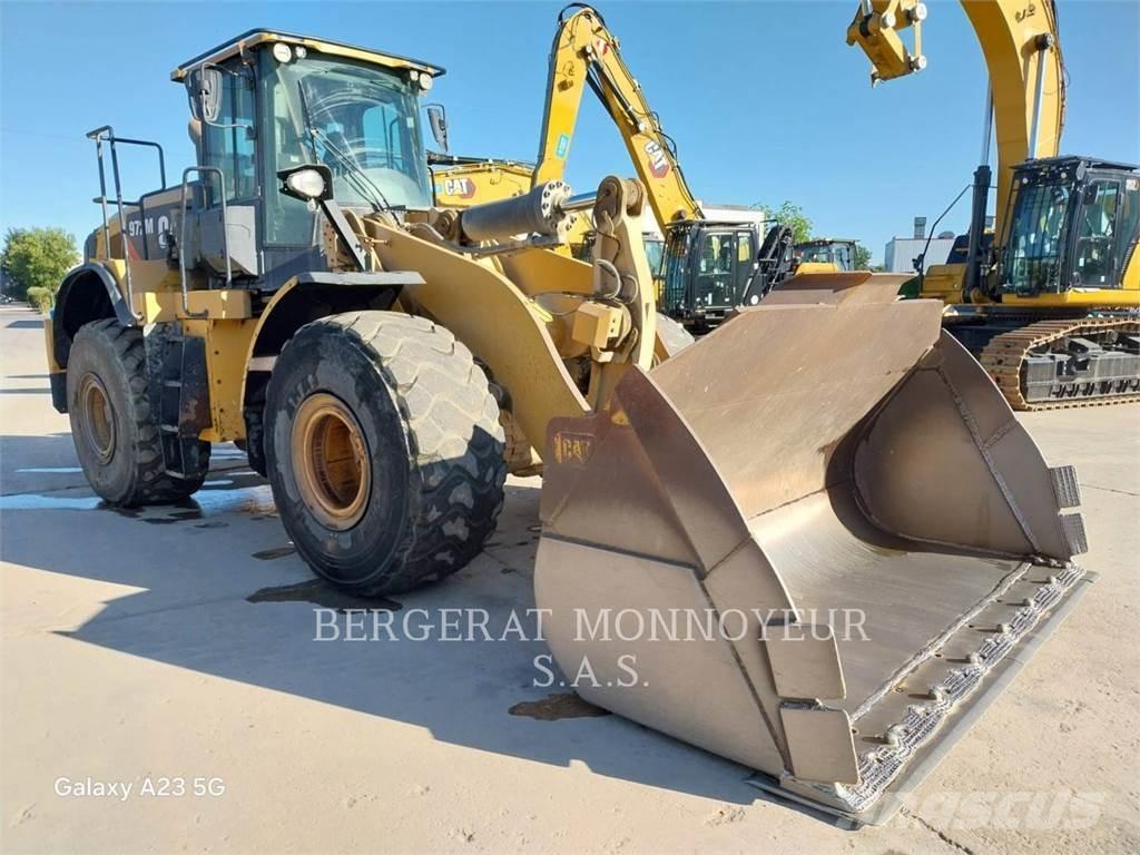 CAT 972M Kolesové nakladače