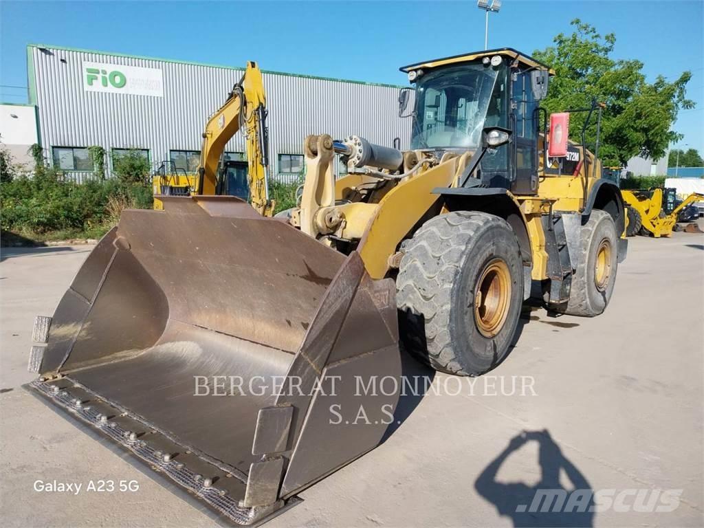 CAT 972M Kolesové nakladače