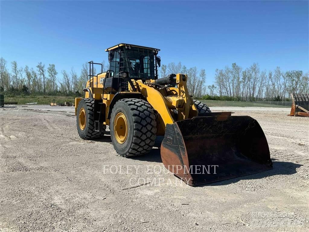 CAT 972M Kolesové nakladače