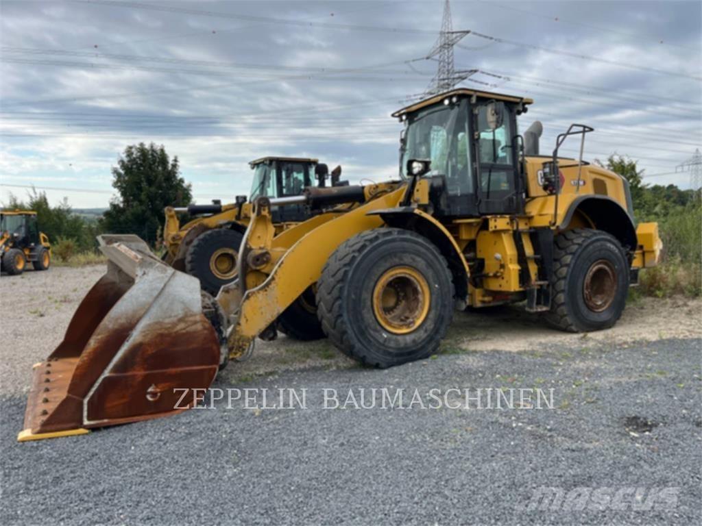 CAT 972M Kolesové nakladače