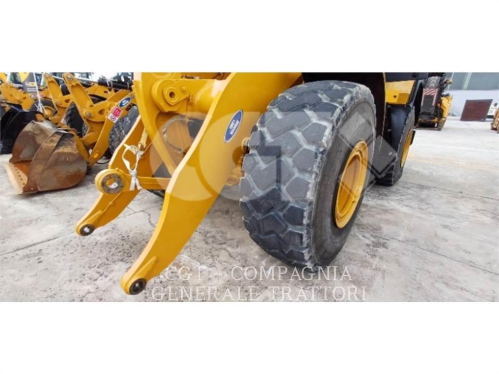 CAT 972M XE Kolesové nakladače