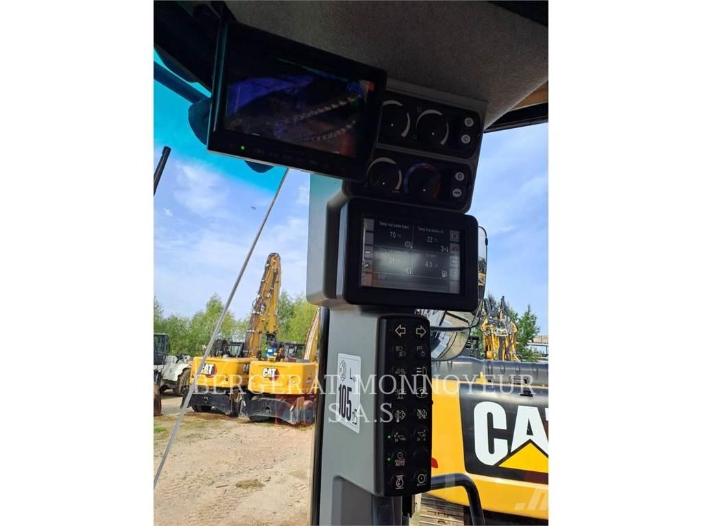 CAT 972M XE Kolesové nakladače