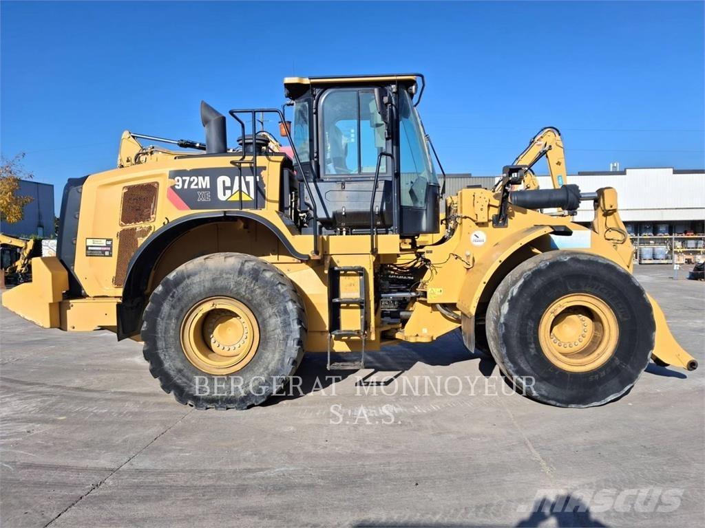 CAT 972M XE Kolesové nakladače