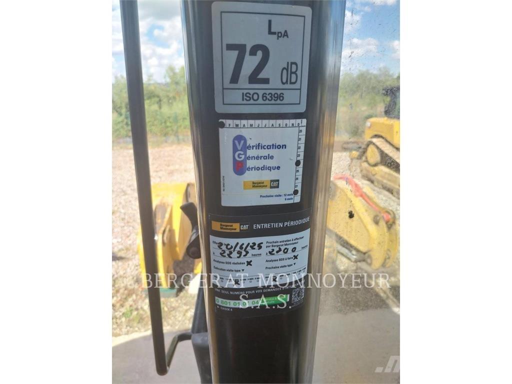 CAT 980 Kolesové nakladače
