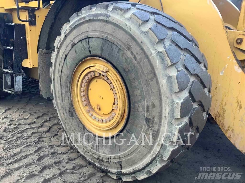 CAT 980 Kolesové nakladače