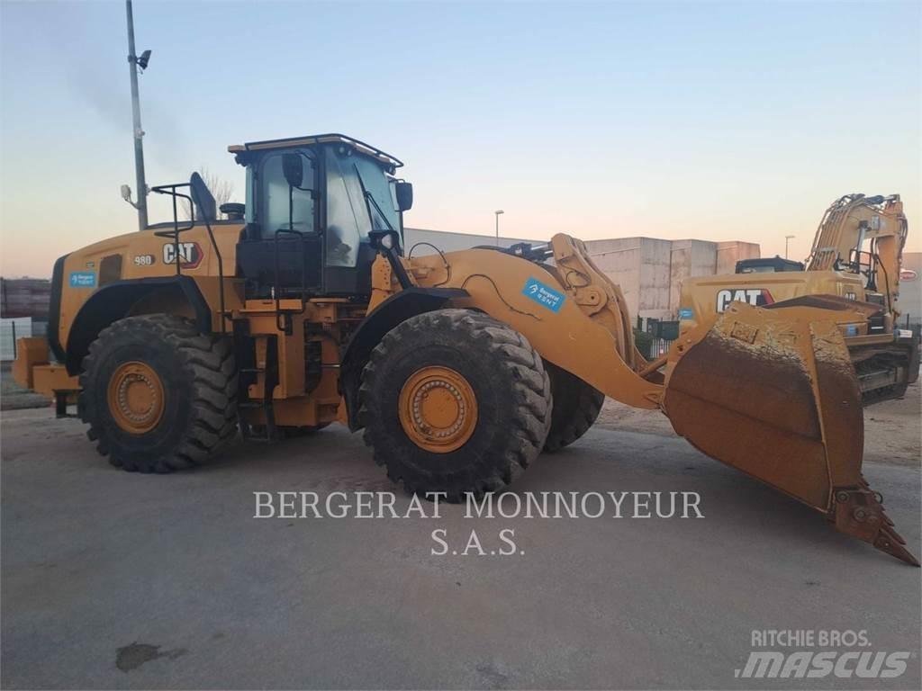 CAT 980 Kolesové nakladače