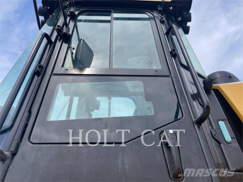 CAT 980 Kolesové nakladače