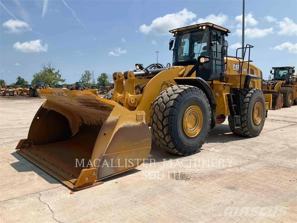 CAT 980 Kolesové nakladače