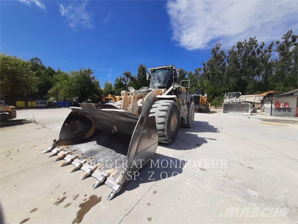 CAT 980 Kolesové nakladače