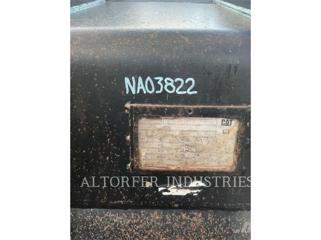 CAT 980-14 Kolesové nakladače