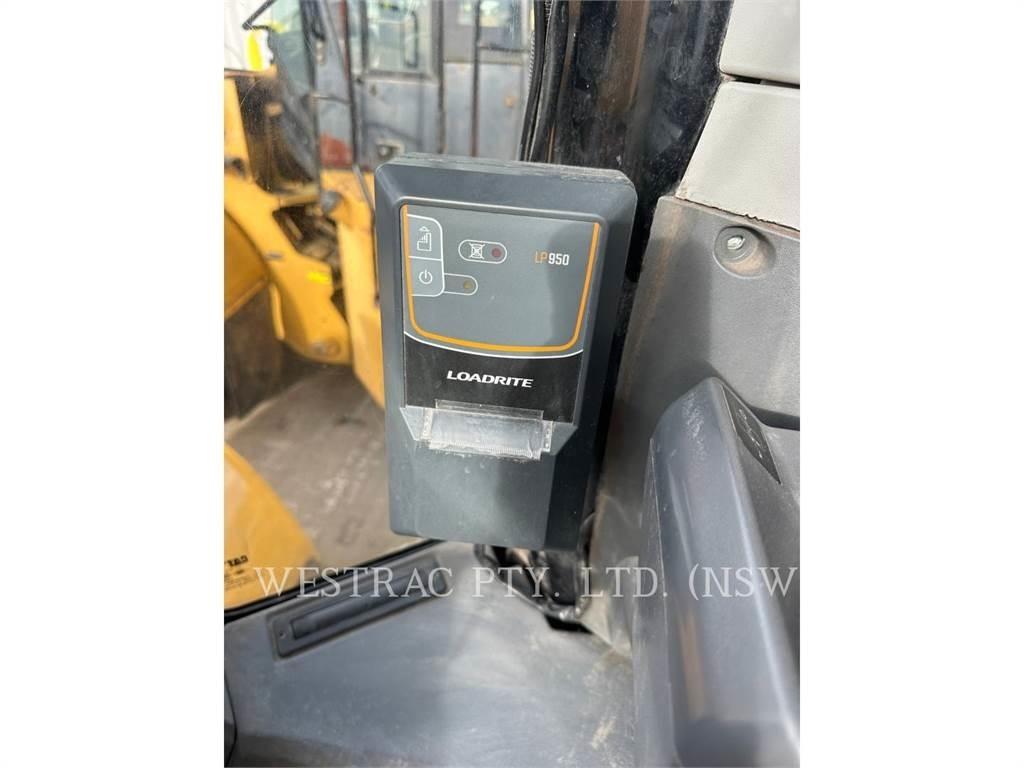 CAT 980-14 Kolesové nakladače