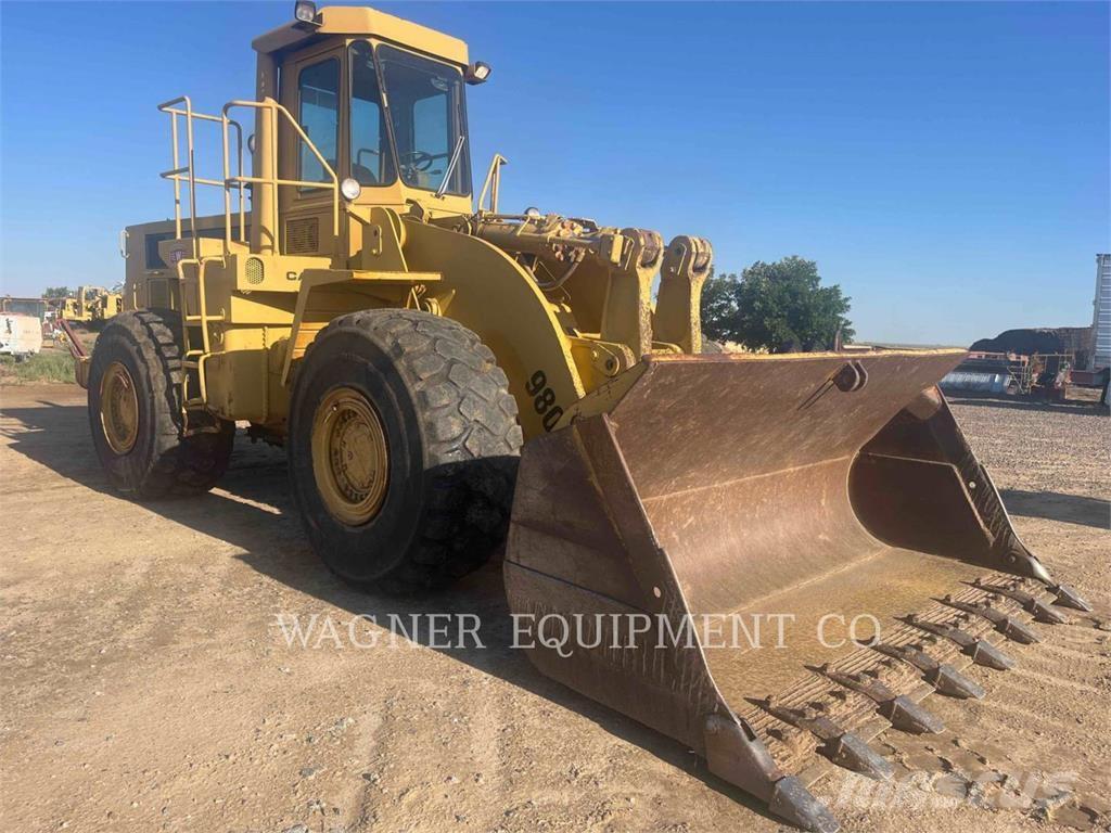 CAT 980C Kolesové nakladače