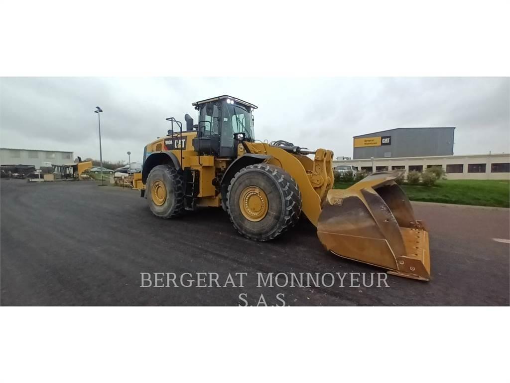 CAT 980M Kolesové nakladače