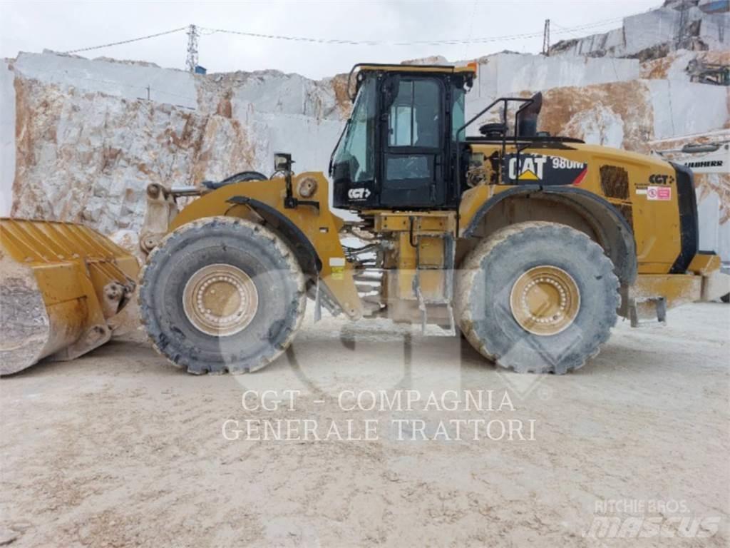 CAT 980M Kolesové nakladače