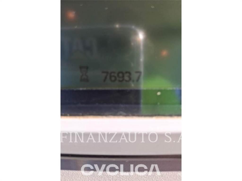 CAT 980M Kolesové nakladače