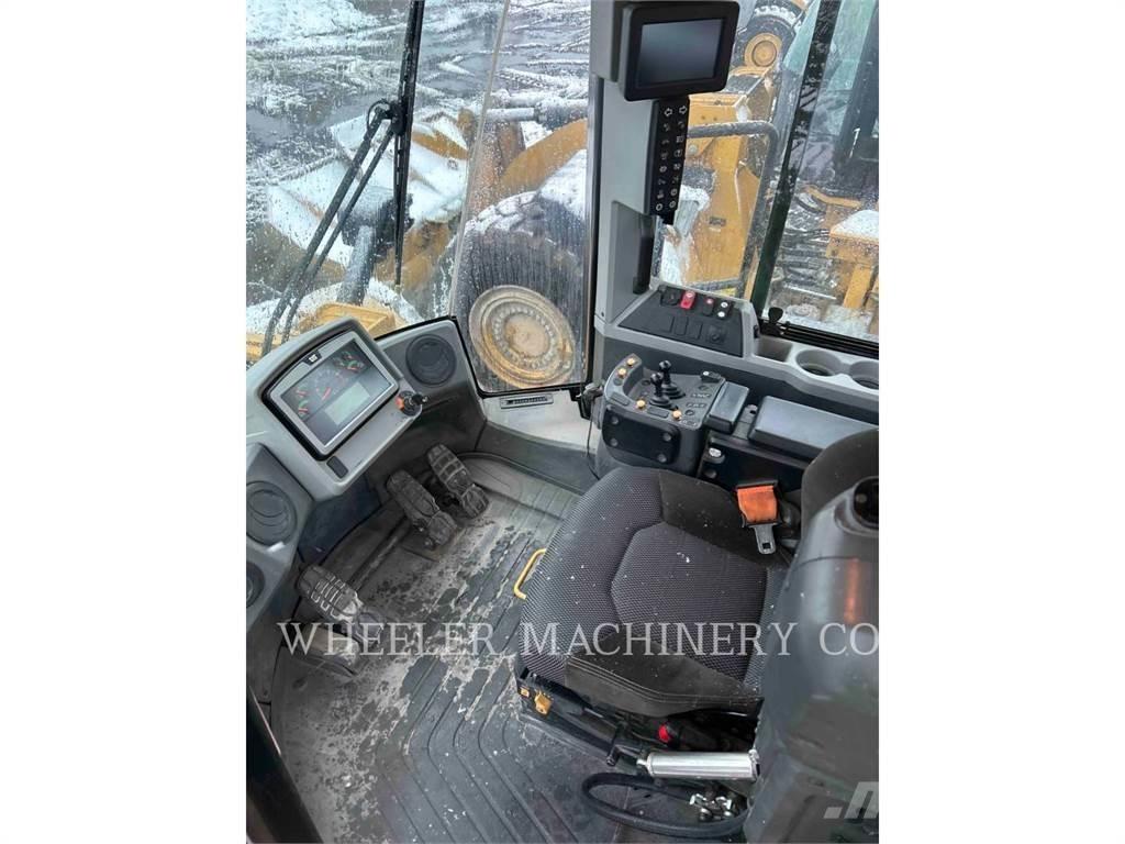 CAT 980M AOC Kolesové nakladače
