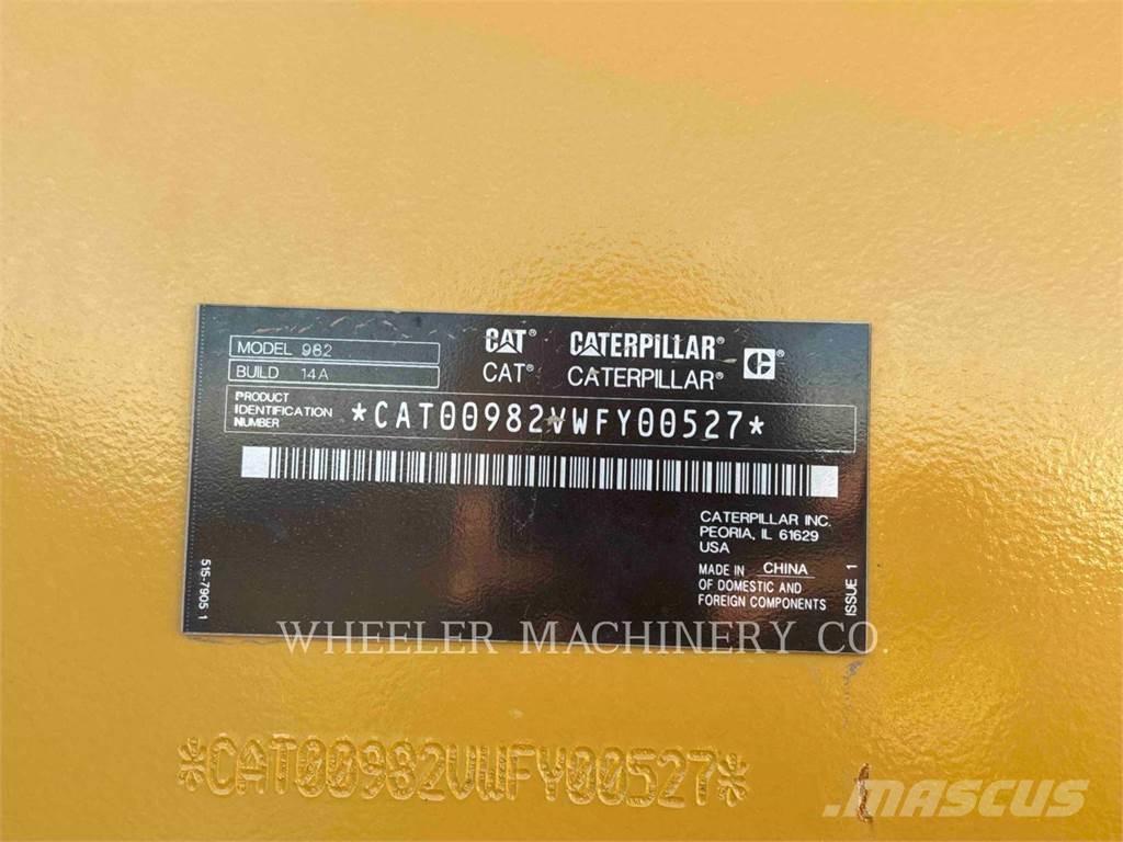 CAT 982 Kolesové nakladače
