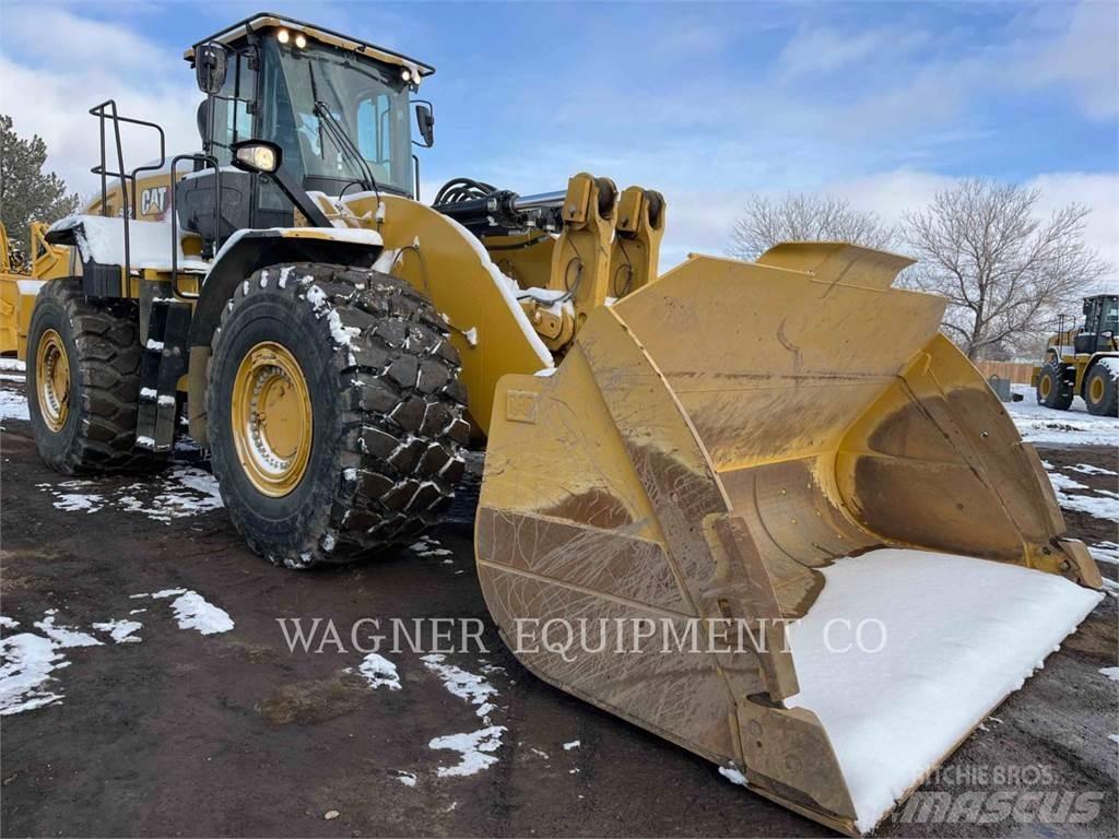 CAT 982 Kolesové nakladače