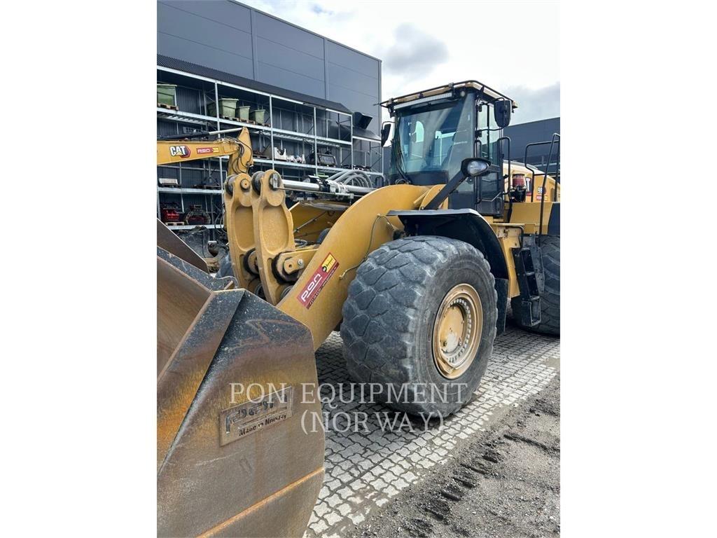 CAT 982-14 Kolesové nakladače