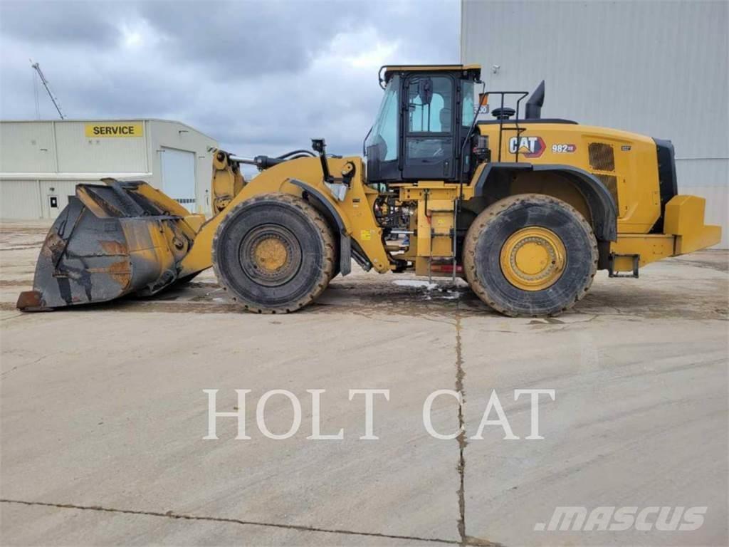 CAT 982 XE Kolesové nakladače