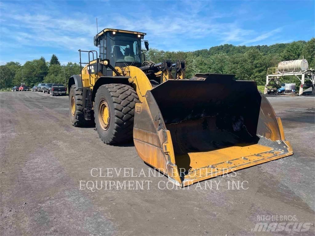 CAT 982M Kolesové nakladače