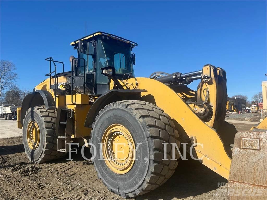 CAT 982M Kolesové nakladače