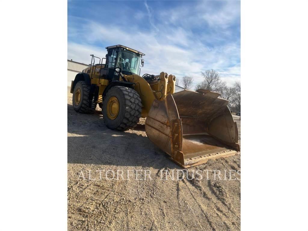 CAT 982M Kolesové nakladače