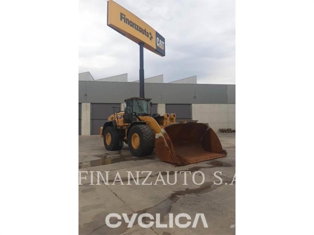 CAT 982M Kolesové nakladače