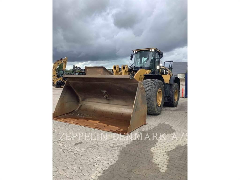 CAT 982M Kolesové nakladače