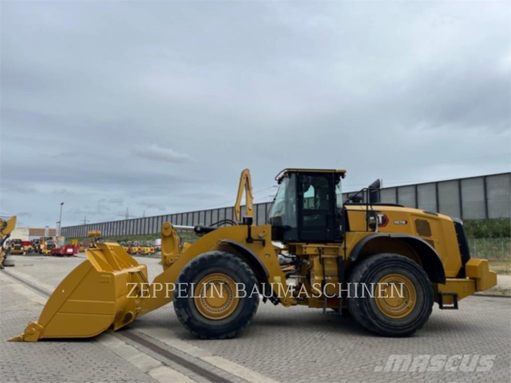 CAT 982M Kolesové nakladače
