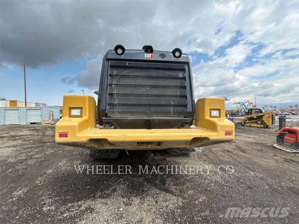 CAT 982M AOC Kolesové nakladače
