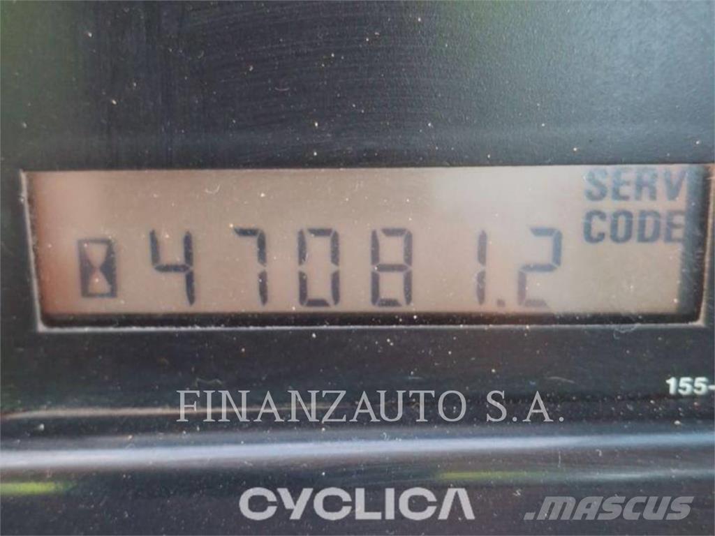 CAT 988G Kolesové nakladače