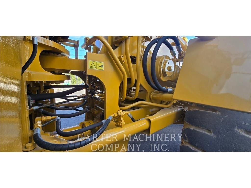 CAT 988H RBLD Kolesové nakladače