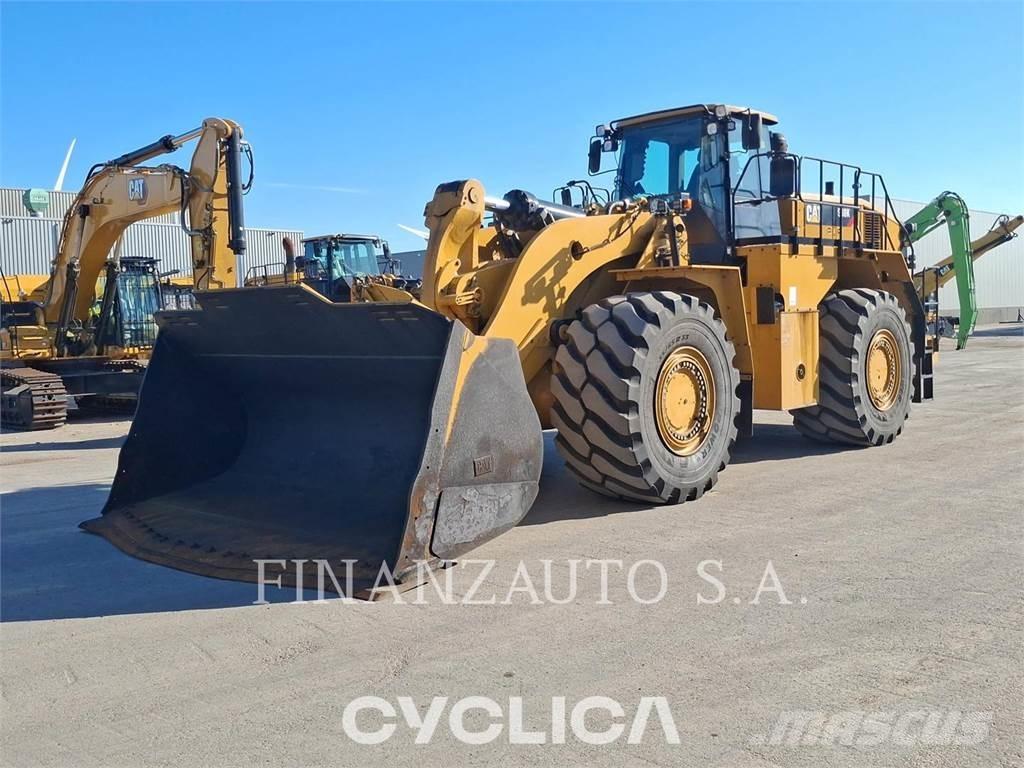CAT 988K Kolesové nakladače