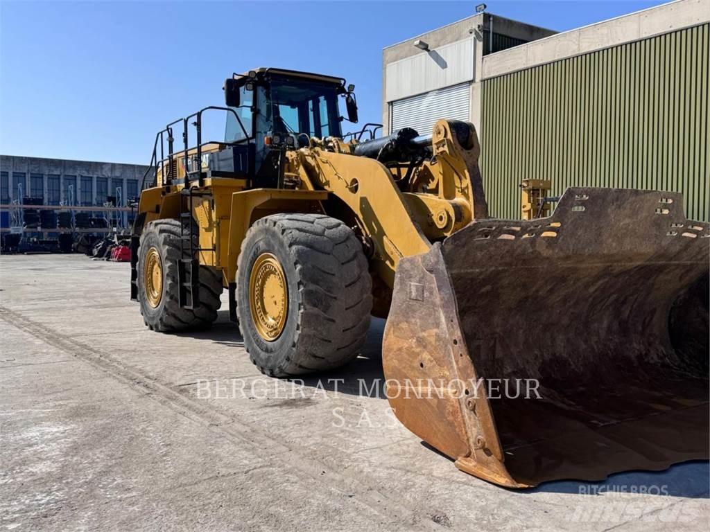 CAT 988K Kolesové nakladače