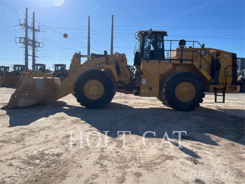 CAT 988K Kolesové nakladače