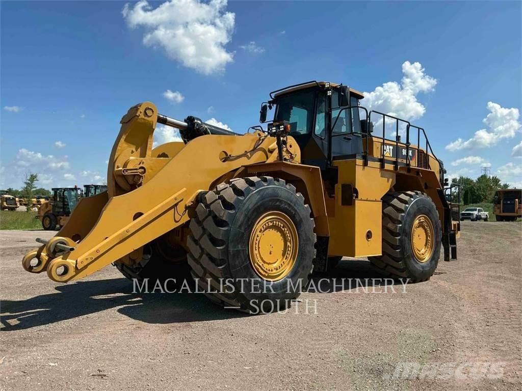 CAT 988K Kolesové nakladače